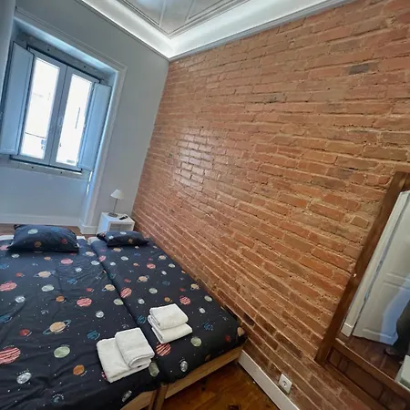 Angels Homes N.27 1ºandar, Bairro Tipico, Centro Лісабон