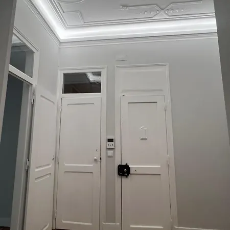 Angels Homes N.27 1ºandar, Bairro Tipico, Centro Apartment Lisbon